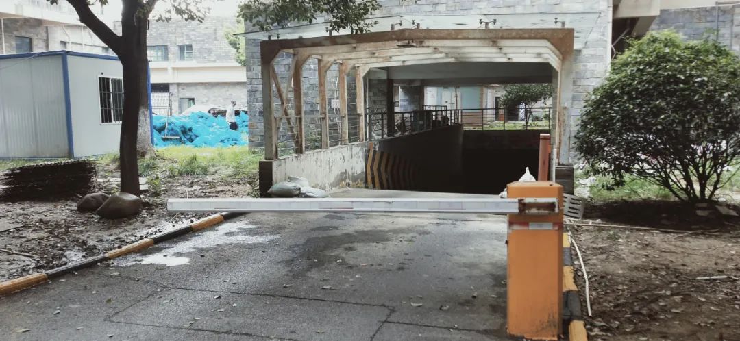 涨幅低、环境一般，南京这个地铁口小区成交却“意外”火热