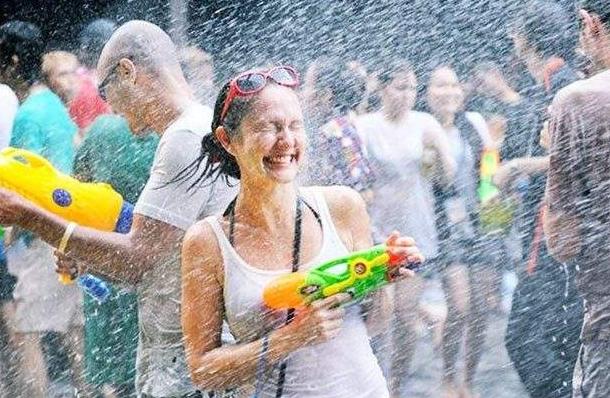 泰国泼水节旅行,旅行泰国泼水节