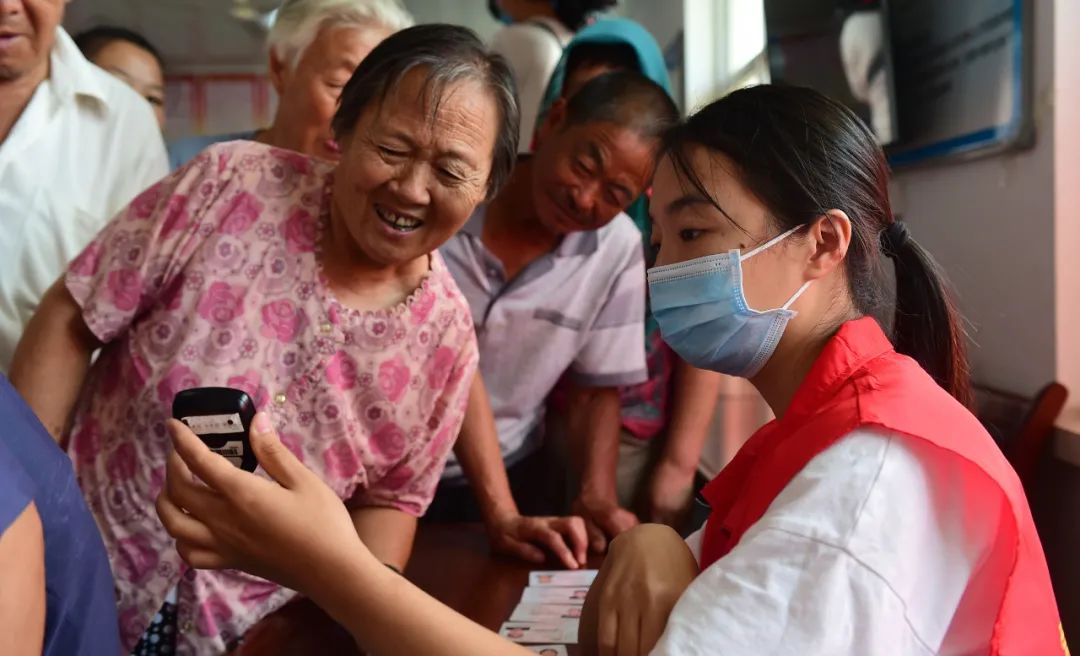 回馈老乡下乡义诊,义诊回报桑梓