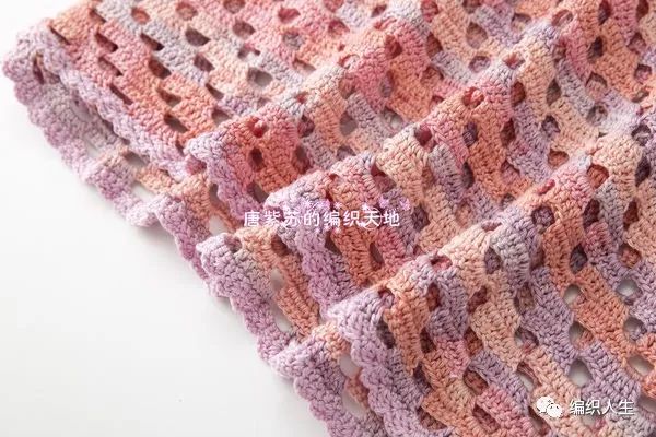 粉黛编织短袖视频教程,棒针镂空花罩衫图解