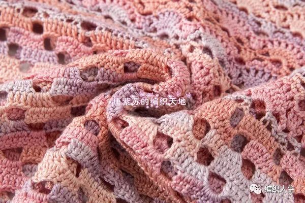 粉黛编织短袖视频教程,棒针镂空花罩衫图解