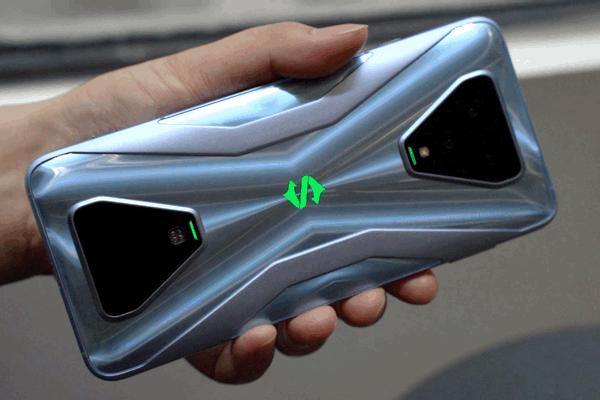 腾讯黑鲨游戏手机3S开箱：风格仍然鲜明，娱乐体验继续提升