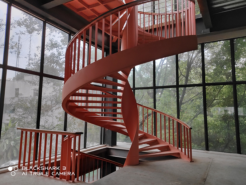 腾讯黑鲨游戏手机3S开箱：风格仍然鲜明，娱乐体验继续提升