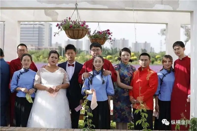 金昌薰衣草之约中式集体婚礼,一个人一座城一个清晨一个黄昏