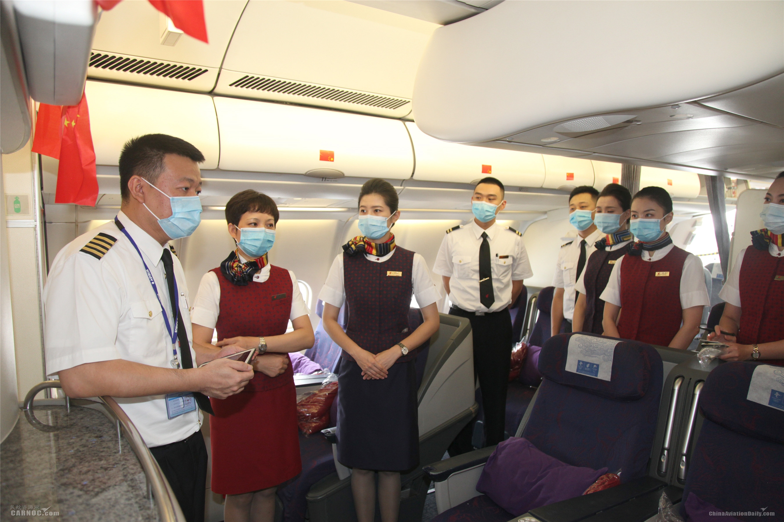 168名央企建设者乘坐国航包机飞赴斯里兰卡