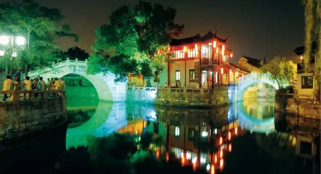 上海沪上夜游,宝山夜游好去处