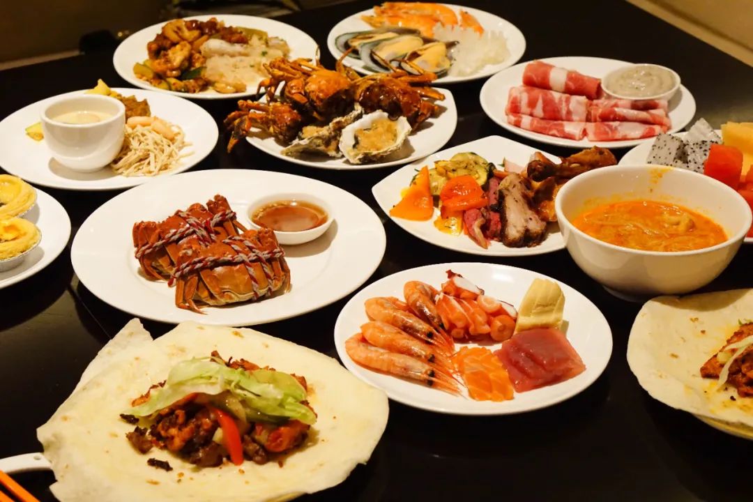 听说没解禁的你们在等上海大促，大波的酒店美食，这就来了