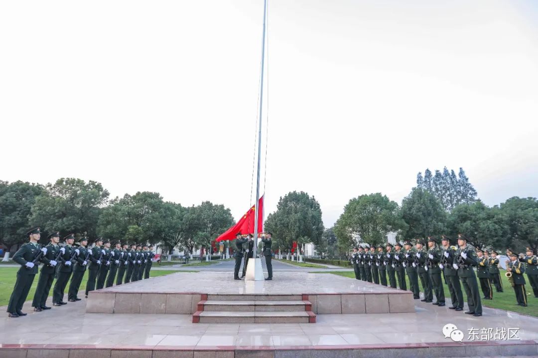 歌唱祖国升旗军乐团,歌唱祖国升旗2008