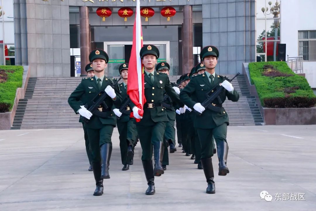 歌唱祖国升旗军乐团,歌唱祖国升旗2008