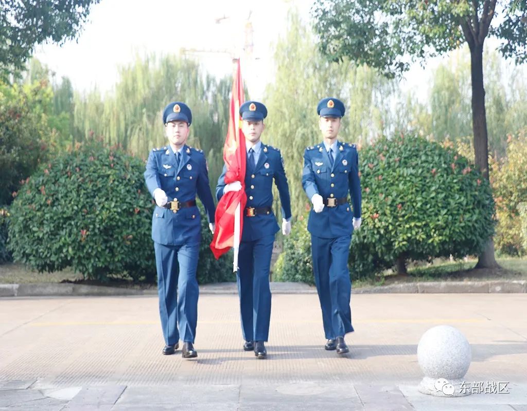 歌唱祖国升旗军乐团,歌唱祖国升旗2008