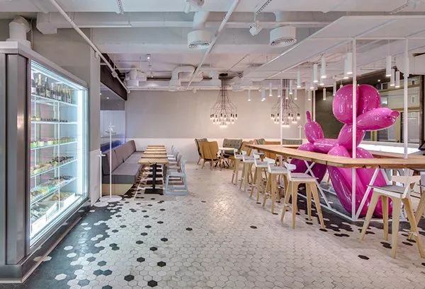 蛋糕店还能赚钱吗,蛋糕店没人怎么还赚钱