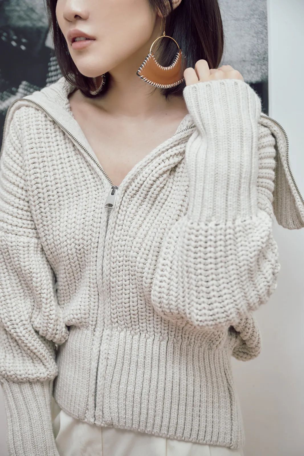 周末突袭|今年流行的V领大毛衣好香好香，看完不被种草算我输
