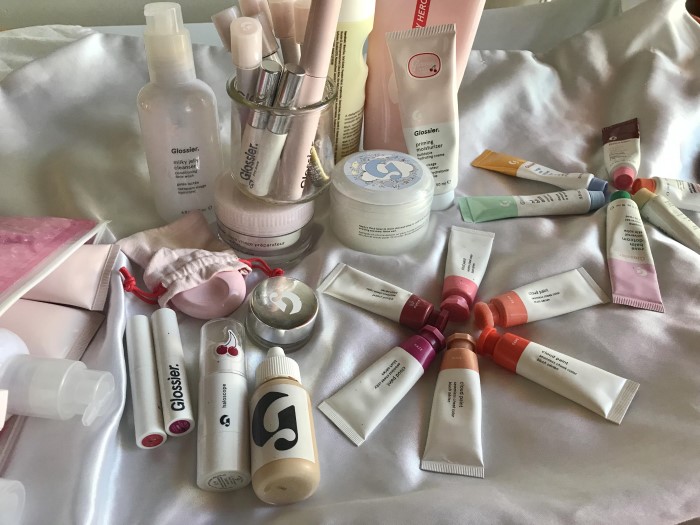 运动员带妆上场背后的生意，女已流行男正萌芽