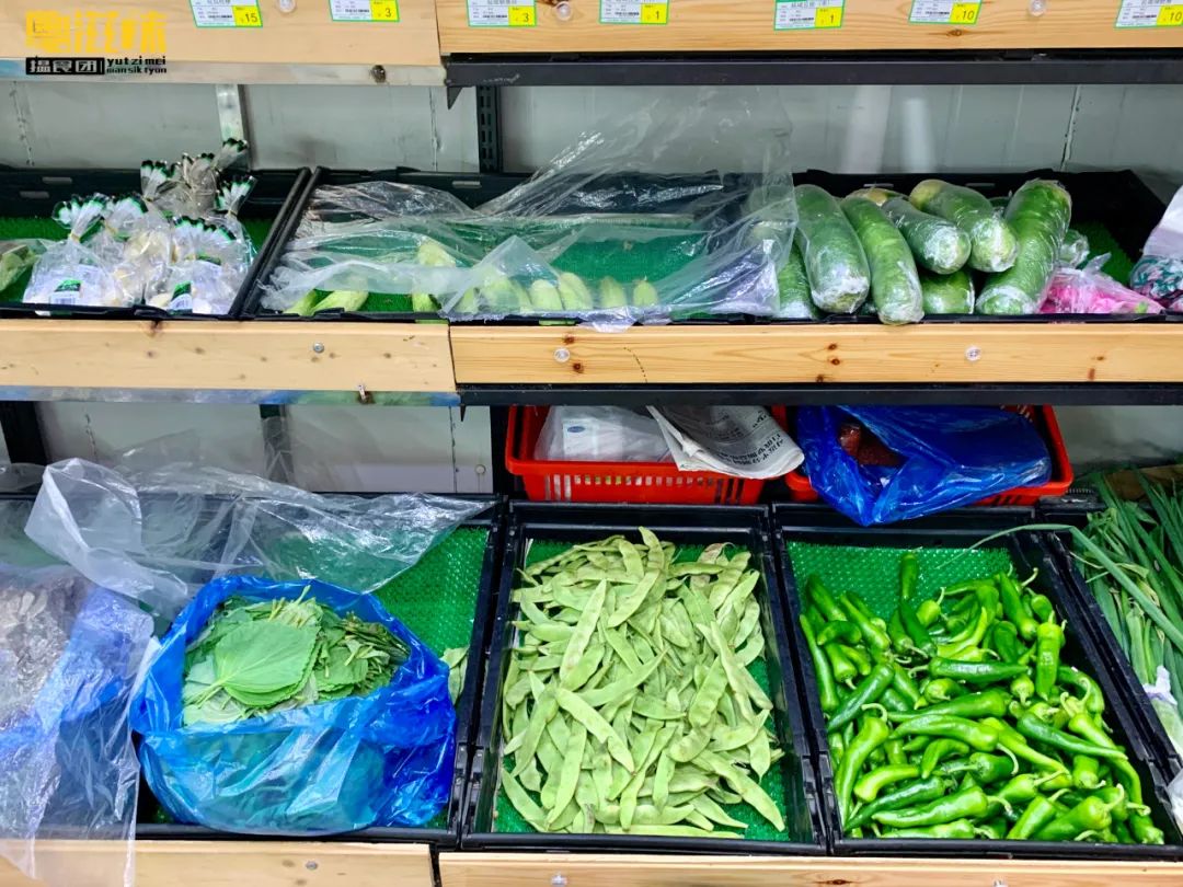 2元直奔「韩国超市」，20+种“妈妈”泡菜，一站搞定韩剧美食