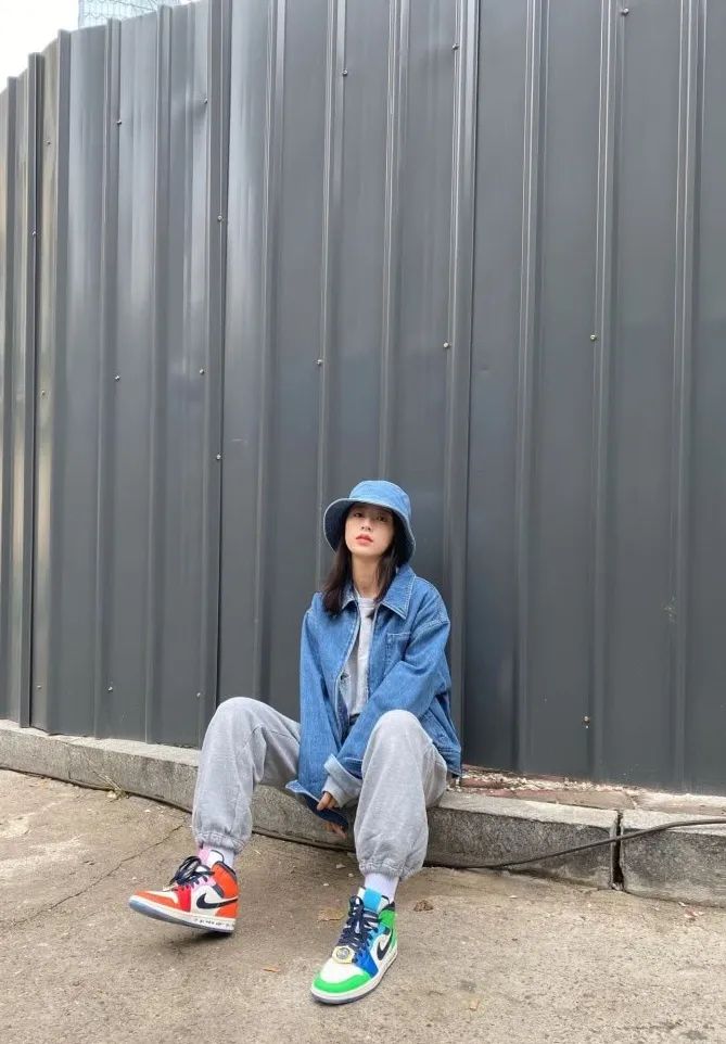 杨幂和杨颖的同款鞋,杨幂和baby同款鞋