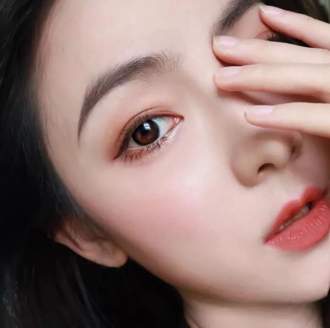 美白素颜霜遮瑕懒人伪素颜,真心不错的一款懒人素颜霜