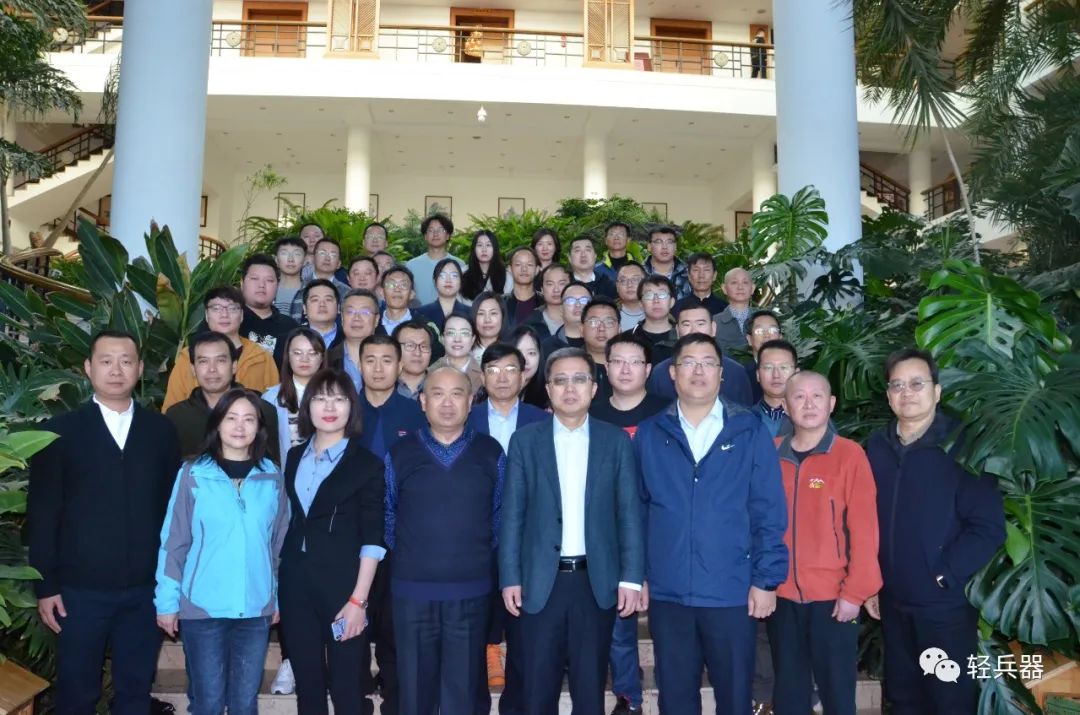 轻*器武**+防暴装备的年度盛会丨第八届轻*器武**与防暴装备论坛暨《轻兵器》杂志理事会年会圆满落幕