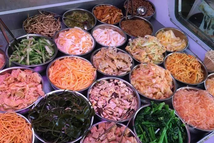 南宁这15家小店，没空调、几乎没座位，却从冬天排队到了夏天！