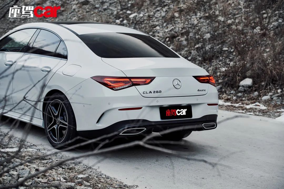 奔驰cla260落地价,奔驰轿跑两门2.0t