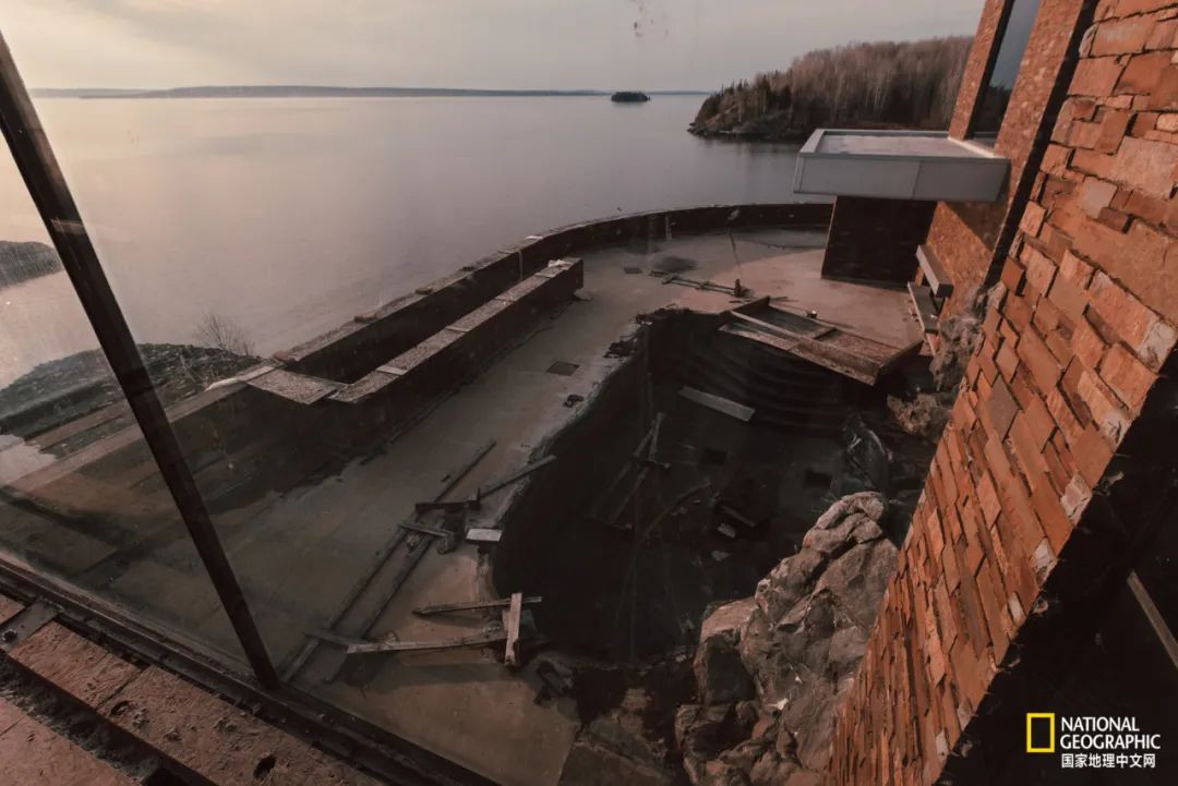 被废弃的私人豪宅,私闯豪宅后续