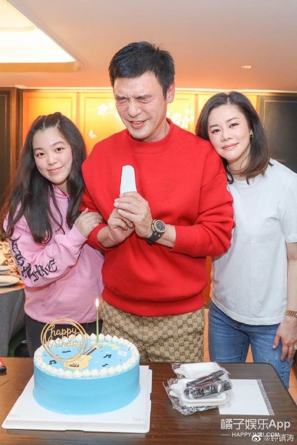 章小蕙女儿钟嘉晴相认吗,章小蕙和钟嘉晴关系