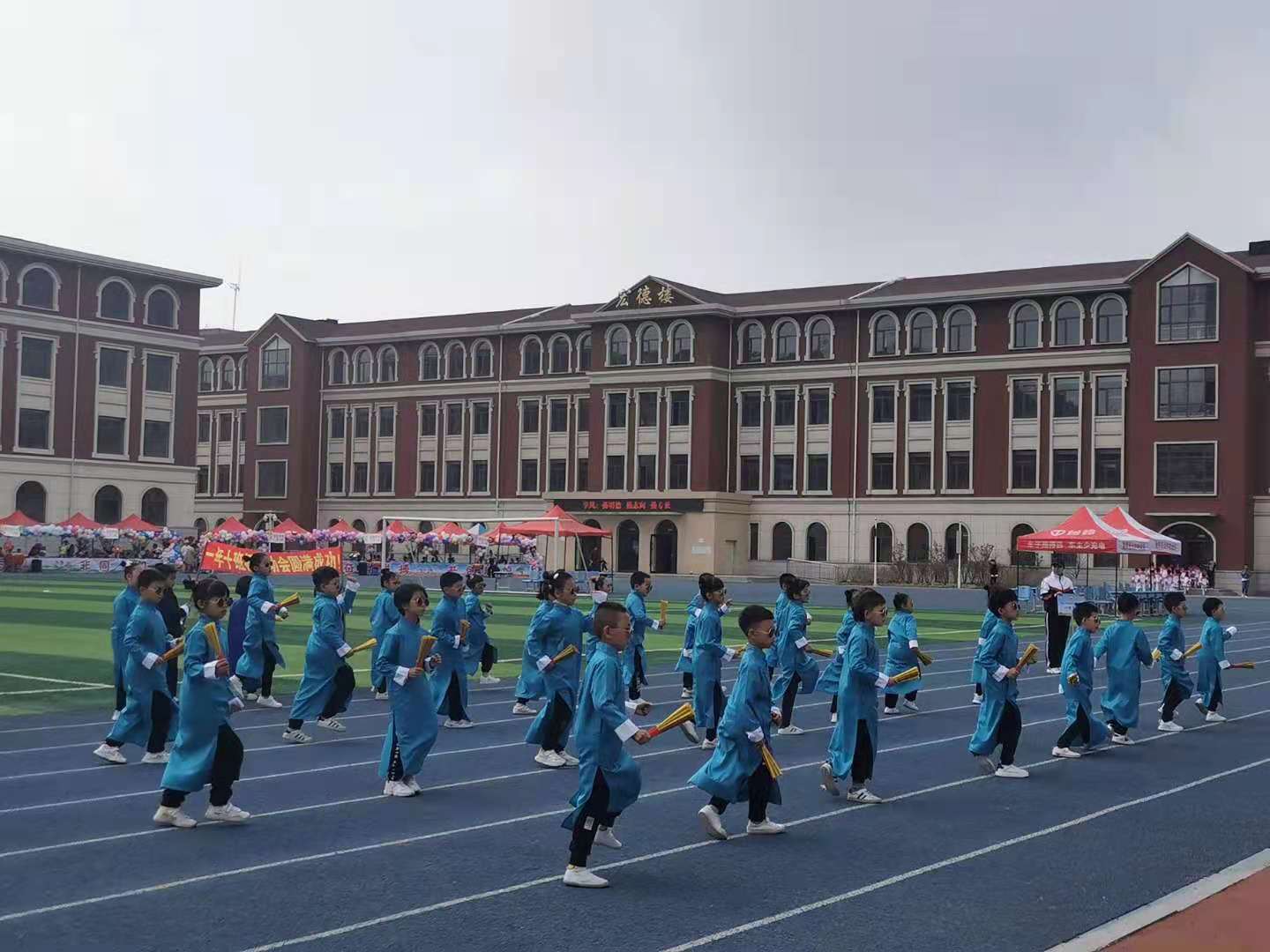 小班亲子运动会游戏,幼儿园亲子运动会游戏环节串词