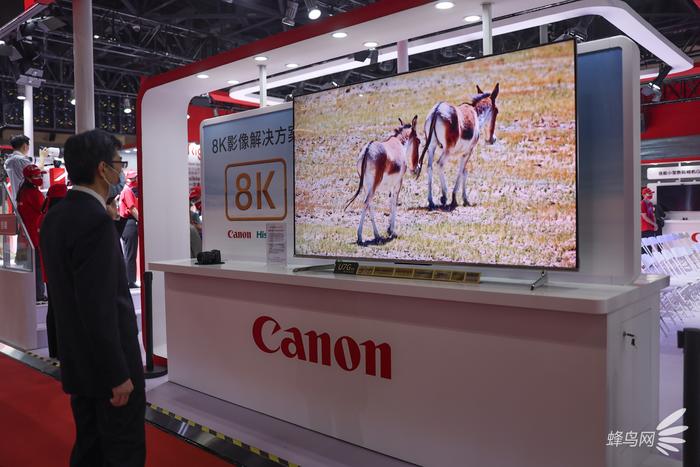 微单相机推荐2021佳能,佳能半画幅新镜头