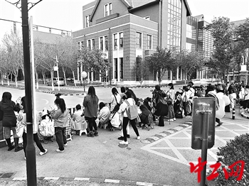 追星随笔日常琐事,疯狂追星的例子文章