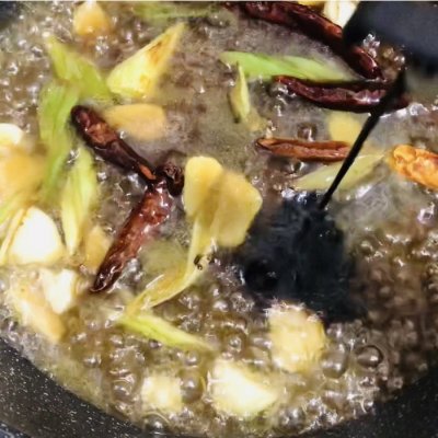 臭小苏说，想吃“红烧鲳鱼”啦