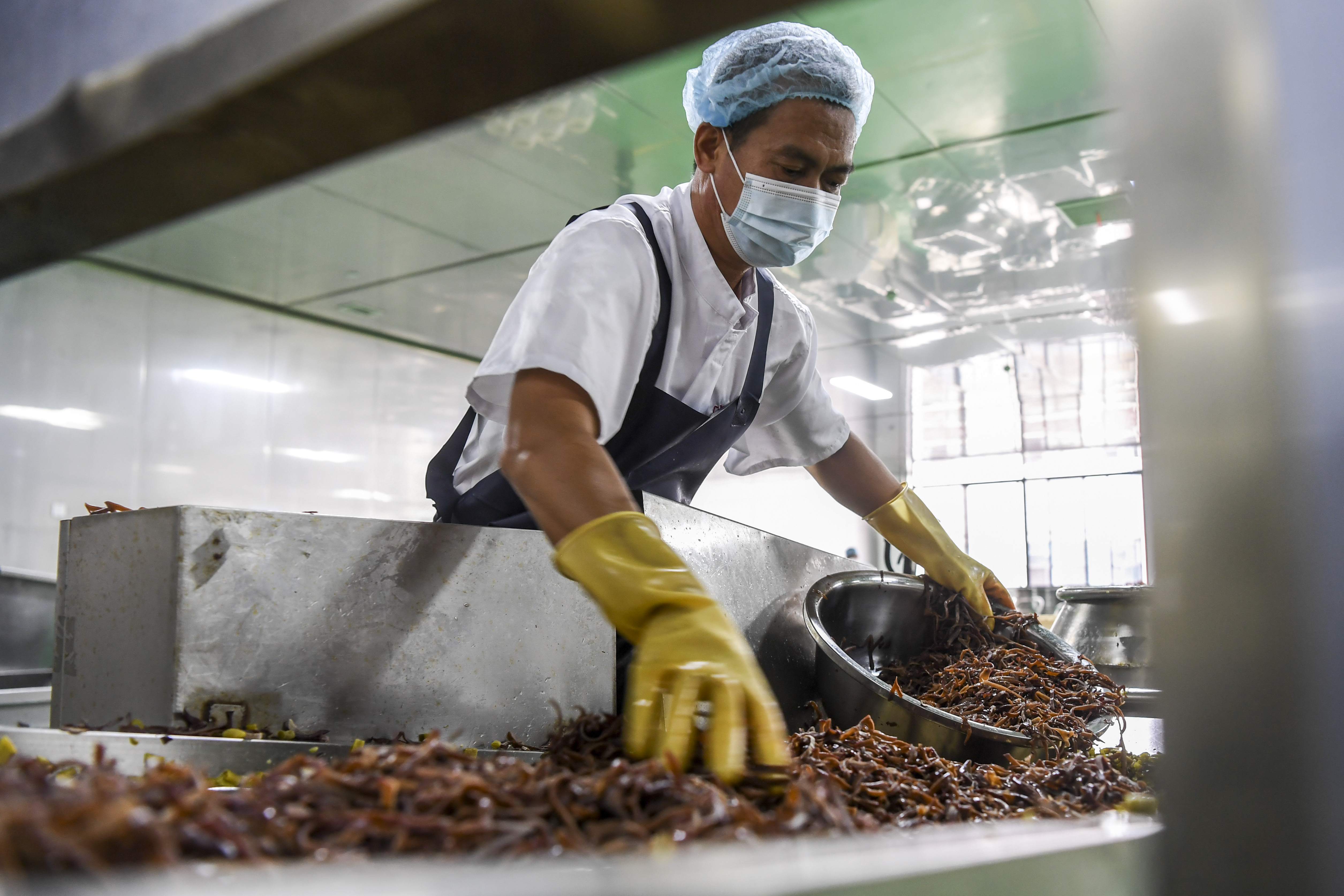 一碗难求螺蛳粉如何变成了网红粉,一碗螺蛳粉怎么变成网红的