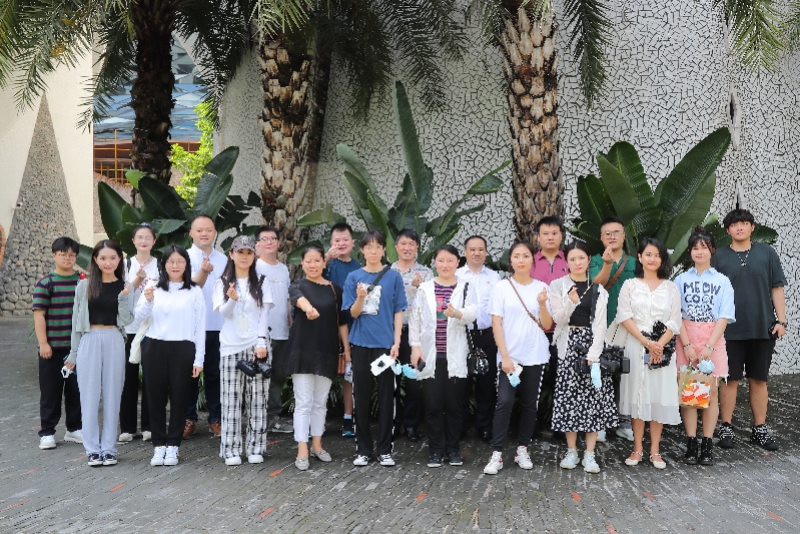 循着红色记忆看龙华，看都市核心区如何为群众办实事