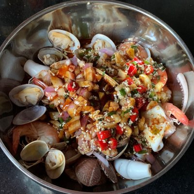 加点味道捞汁小海鲜调料,简单又华丽的捞汁小海鲜