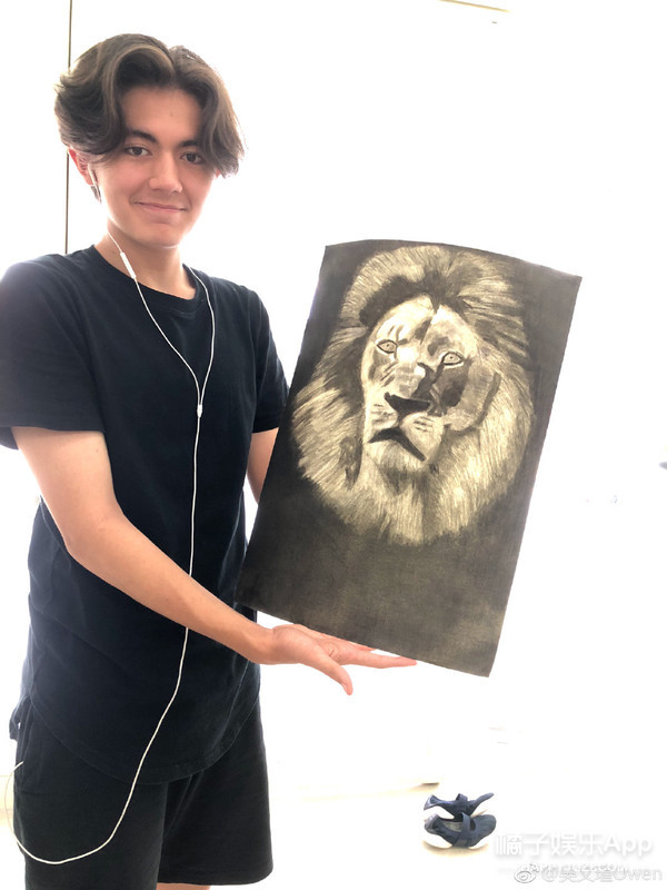 爱上查美乐韩以烈现状,爱上查美乐以烈美乐相差几岁