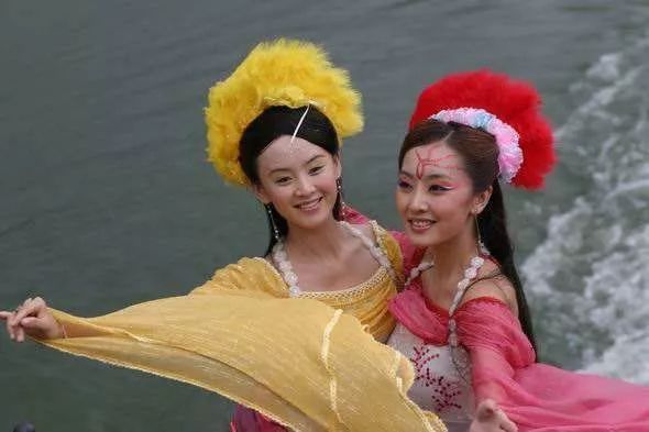 之前的古装剧造型,现在的古装剧演员造型越来越雷了