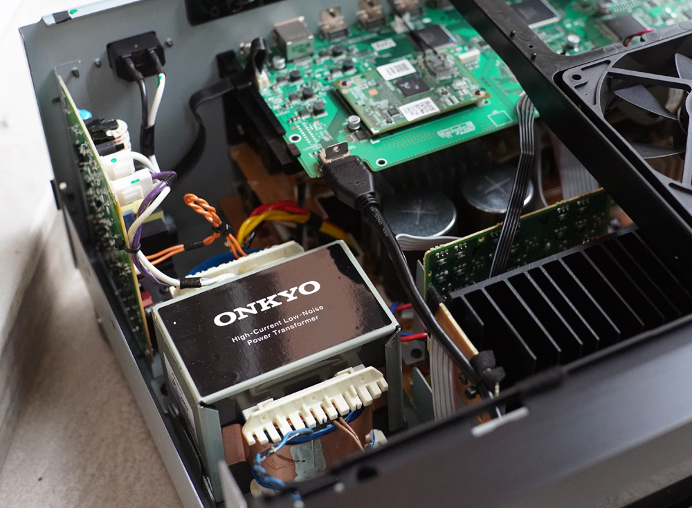 完全的声音表现比新格式更吸引我！安桥TX-RZ840家庭影院功放试用