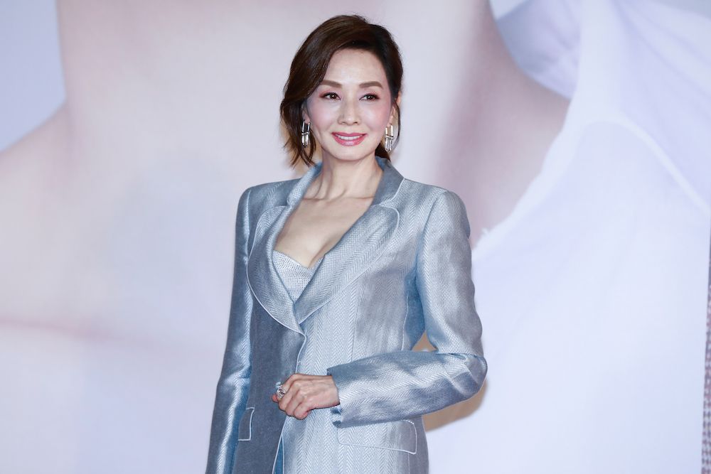 她一个戒指就1600000元，香港金像奖女星珠宝配饰图鉴，谁最耀眼