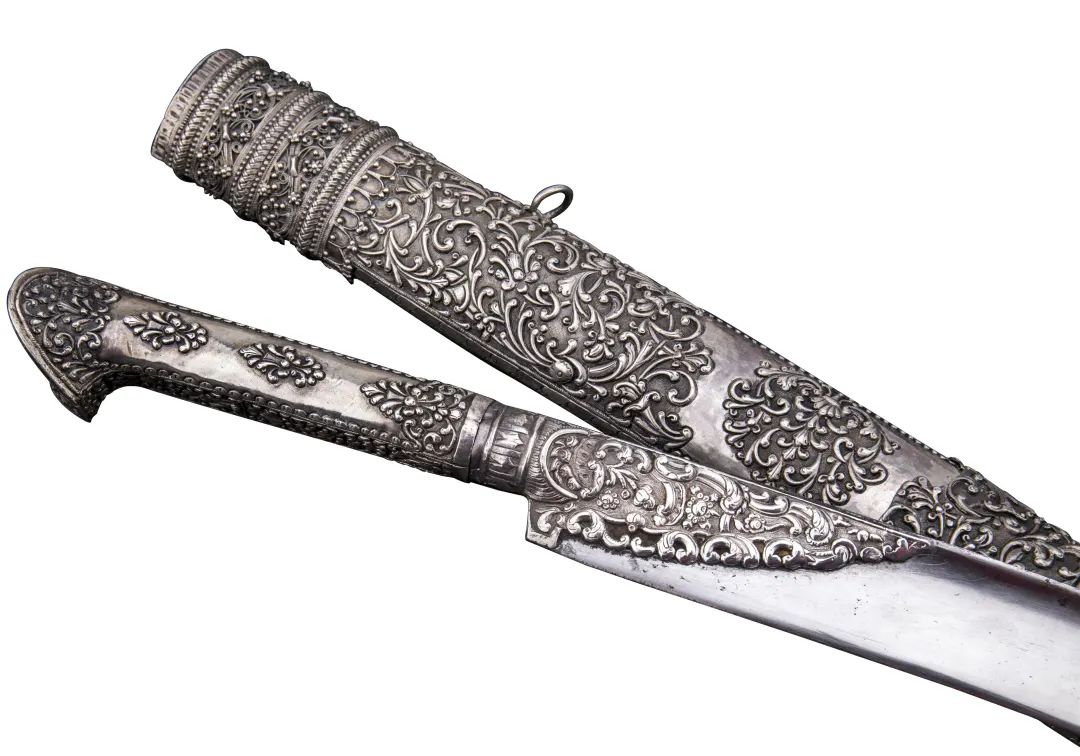 古董冷兵器收藏，就看*刀名**汇！近百件海内外冷兵器已上线