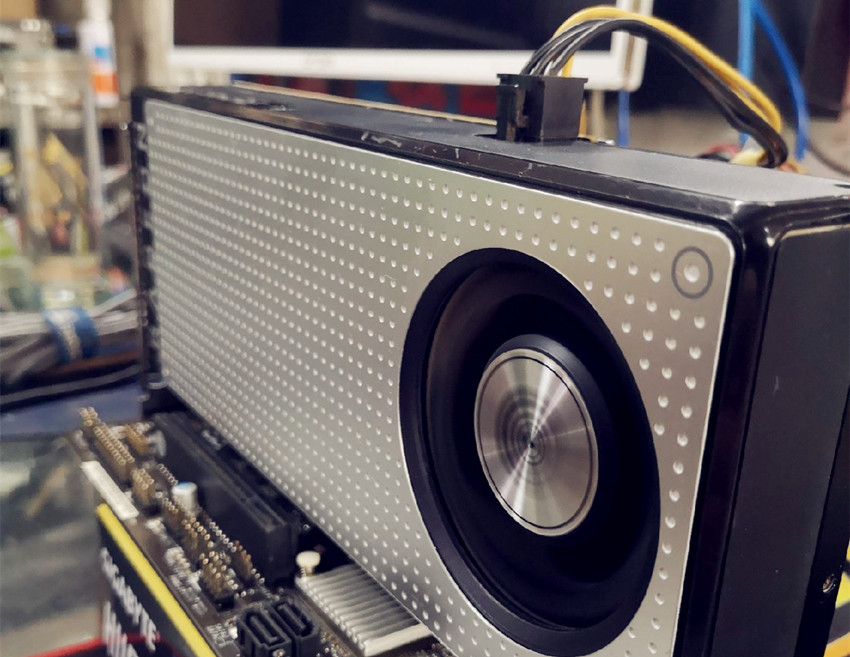 300元的矿卡上手体验，超便宜的矿渣RX470显卡！