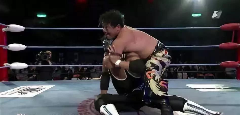 2018年wwe地狱牢笼,wwe2019年2月18日密室牢笼淘汰赛