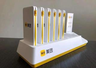 “美团”鲶鱼入场，共享充电宝“三电一兽”格局将终结？