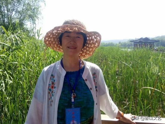 怀念曾经走过的操场,让人潸然泪下的母校回忆