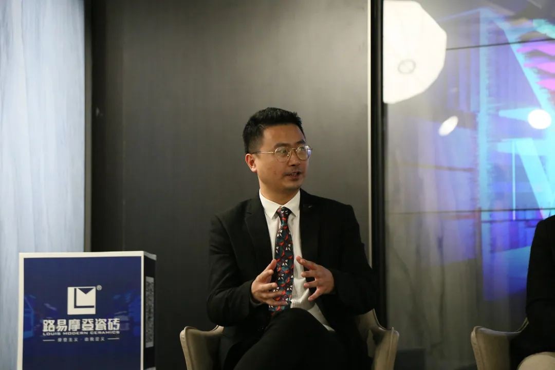 新潮当道，乘势潮启丨路易摩登《潮·启》线上发布会圆满告捷