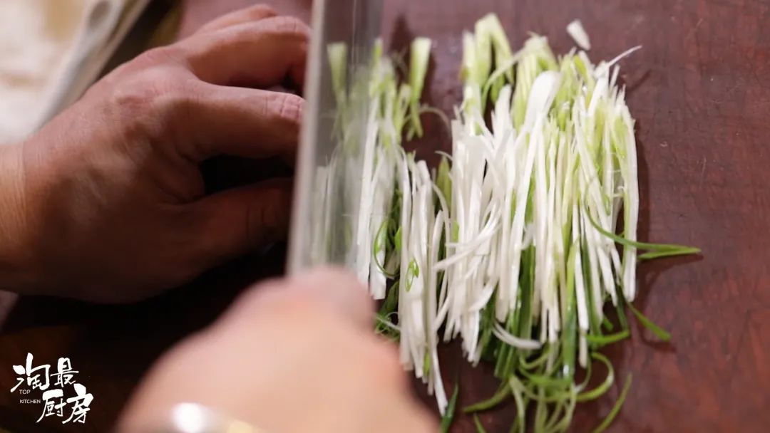 孙俪油泼面做法,安家孙俪吃的面怎么做