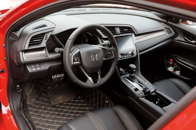 本田honda跑车试驾,东风hondatcr赛车