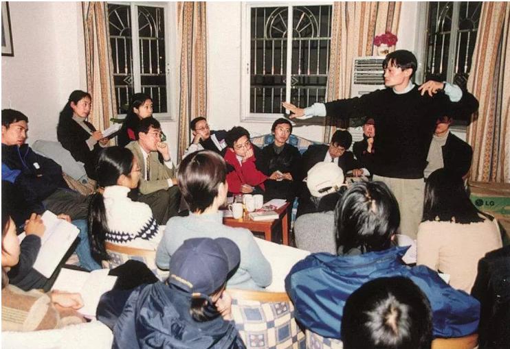 马云从一无所有变成首富的经历,马云创业几年当上中国首富