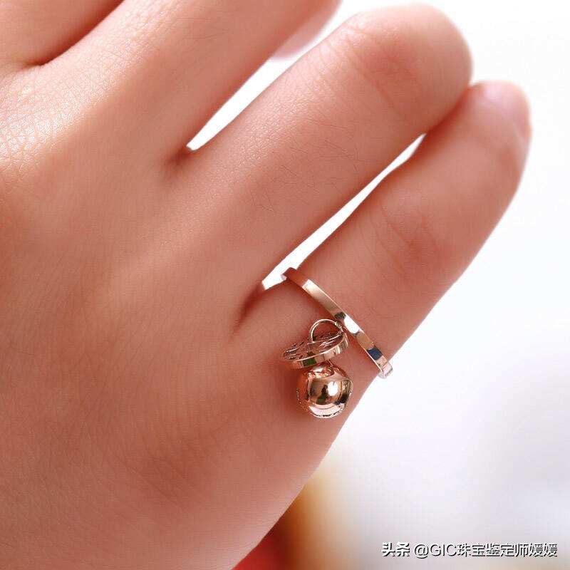 戒指戴的不同手指上都有什么含义,戒指戴在各个手指上不同的含义