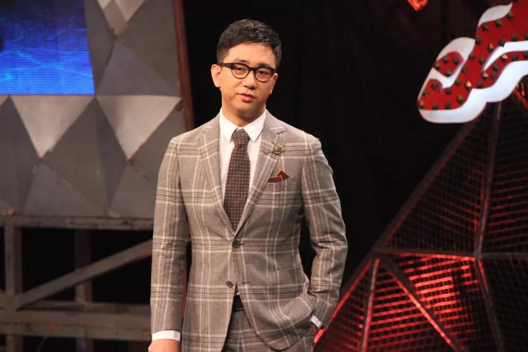 李诞吐槽王自健口齿不清,李诞为什么比王自健还火