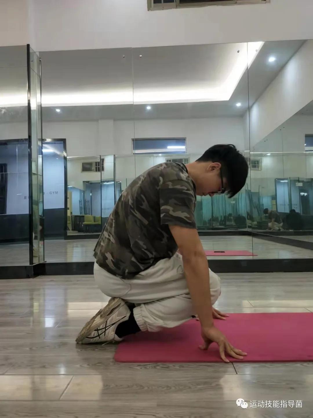 跑步时小腿痛你注意到了吗,跑步小腿肌肉痛快速缓解方法