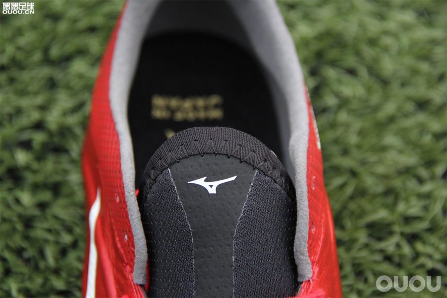 rebula足球鞋测评,2024年nike足球鞋测评