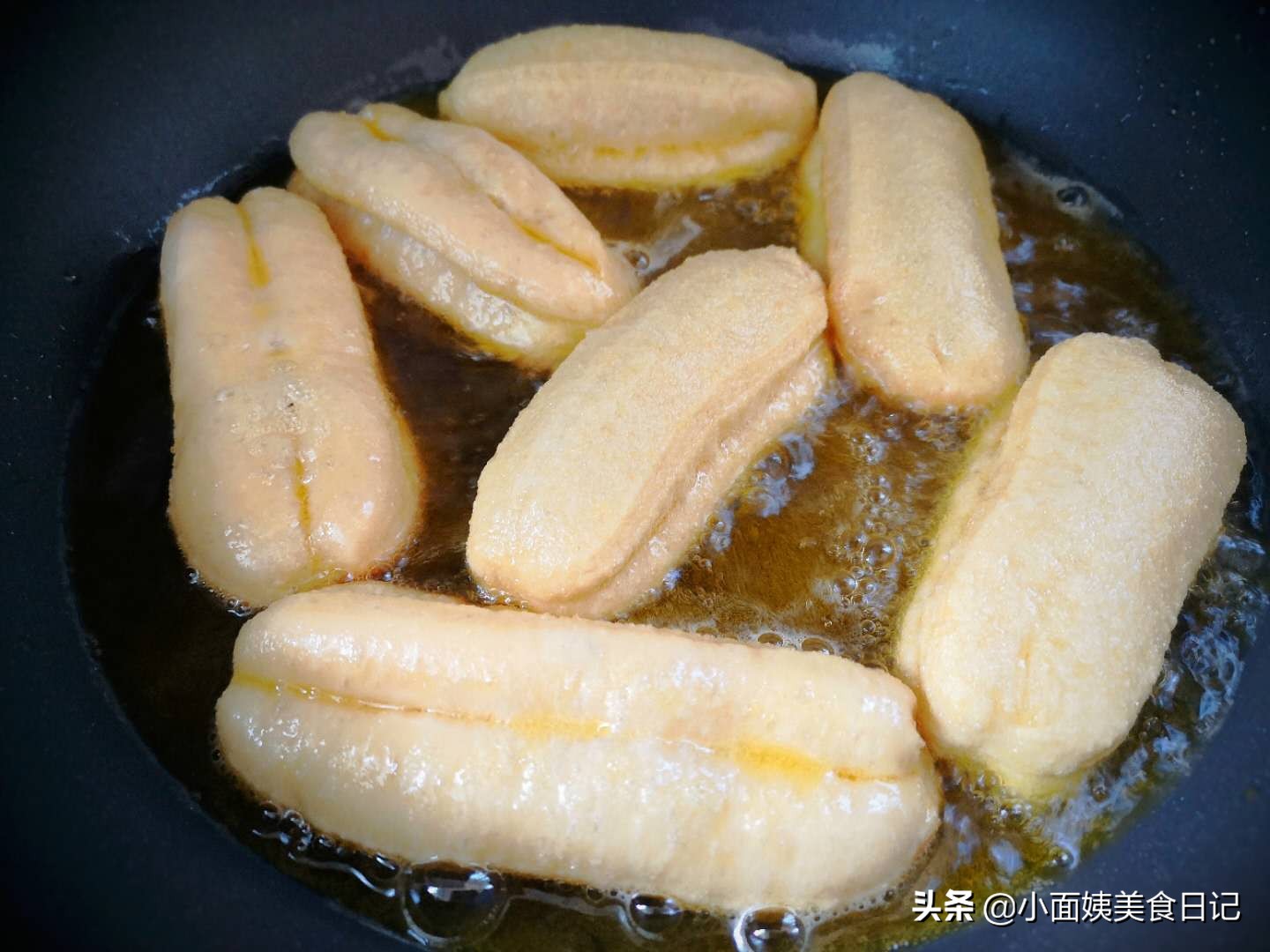 家庭炸油条不使用泡打粉怎么香酥,炸油条用小苏打不加泡打粉能够吗